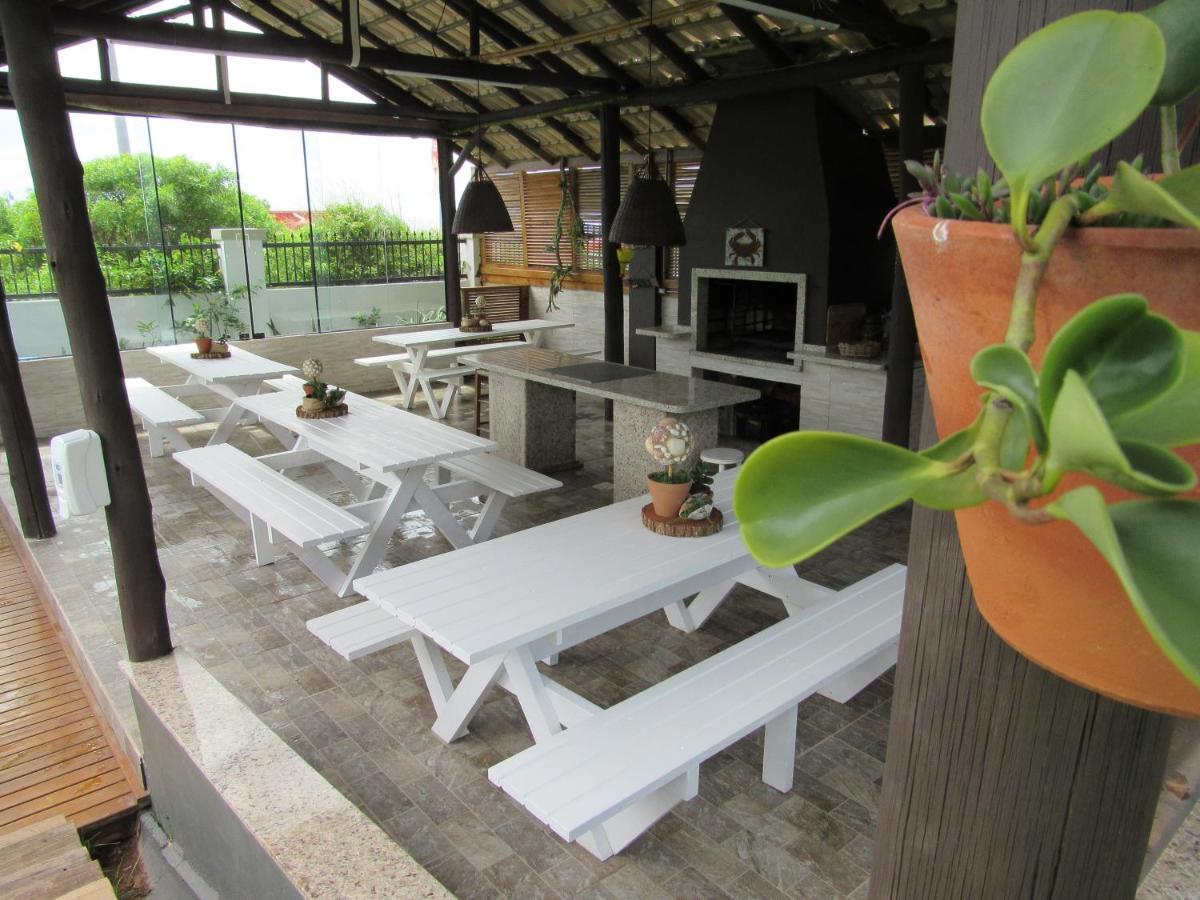 Entremares Apartahotel
