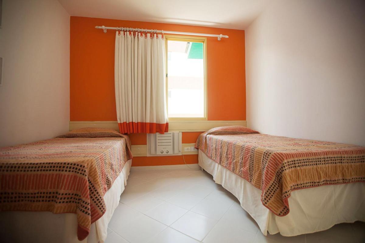 Aparthotel Entremares 3*